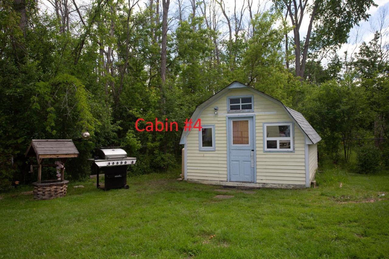 Fun Place With A Sandy Beach For Swimming, Boating, And Fishing, Featuring 3 Available Cabins Fenelon Falls Exterior foto