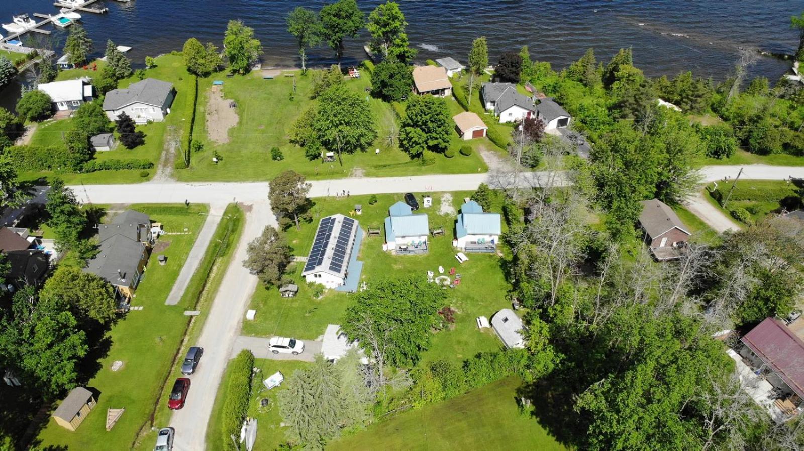 Fun Place With A Sandy Beach For Swimming, Boating, And Fishing, Featuring 3 Available Cabins Fenelon Falls Exterior foto
